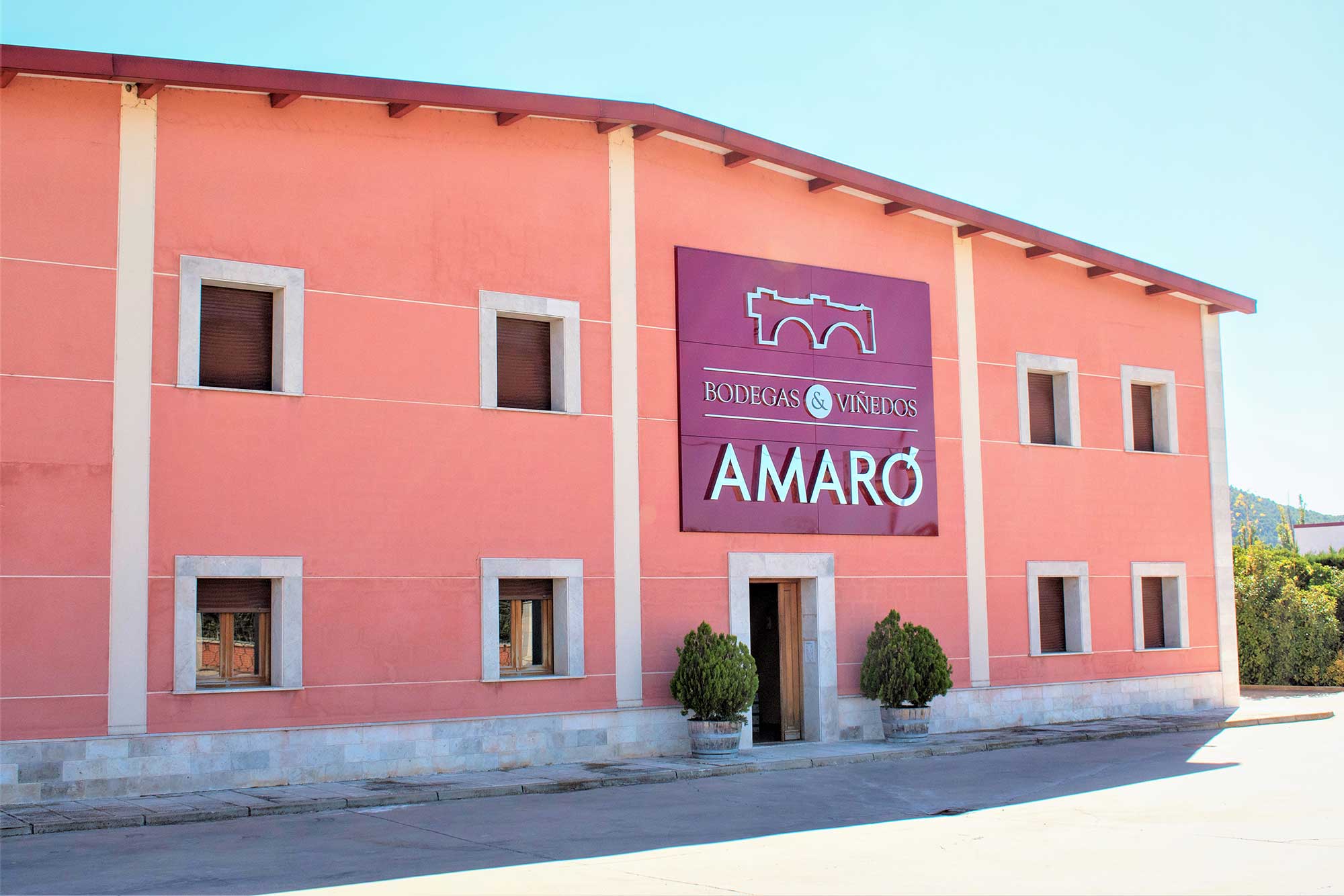 Edificio Bodegas Amaró 